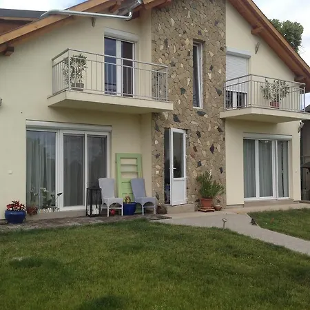 Apartman Two-bedroom In Balatonfured/balaton 18755 Balatonfüred