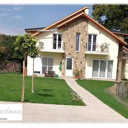 Apartman Two-bedroom In Balatonfured/balaton 18755